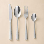 SET DE CUBIERTOS 24 PCS METAL